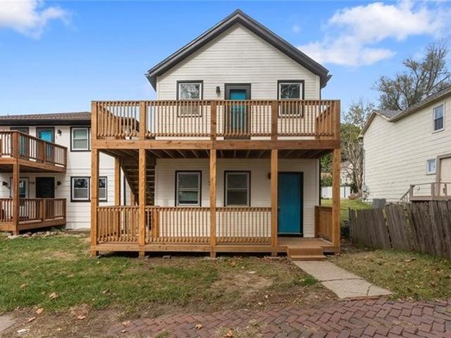 House for sale in Fort Leavenworth, Leavenworth