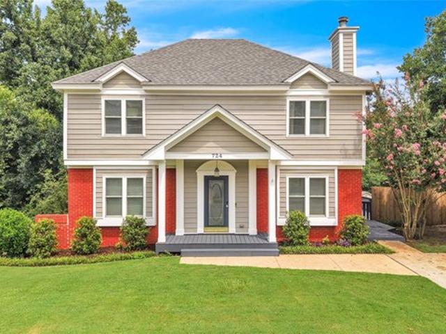 House for sale in Overlook, Prattville