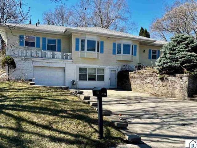 House for sale in Saint Peter, Minnesota