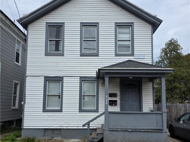 House for sale in Hudson, New York