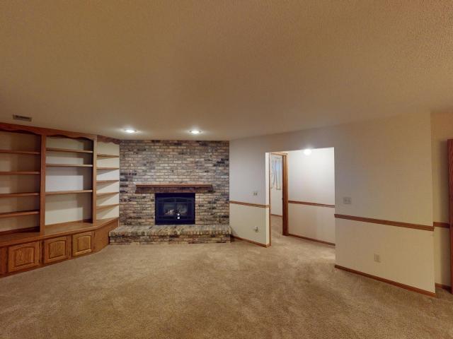 House for sale in Onalaska, La Crosse County