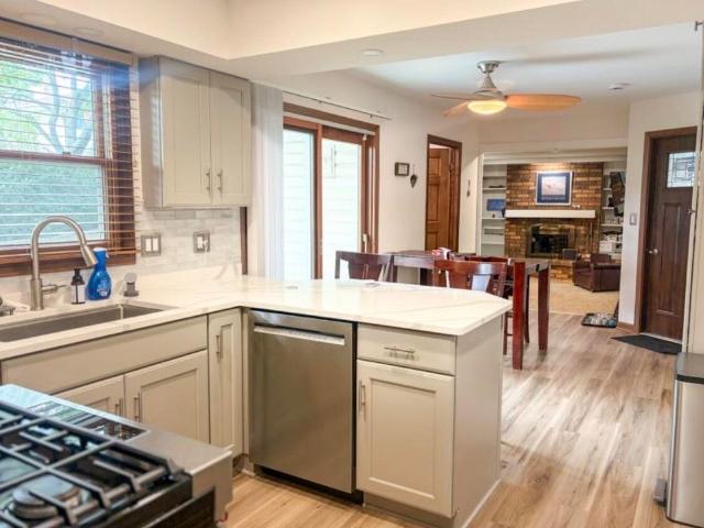 House for sale in H, Greendale