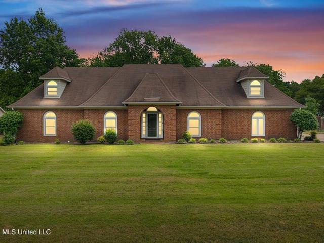 House for sale in Southaven, Mississippi