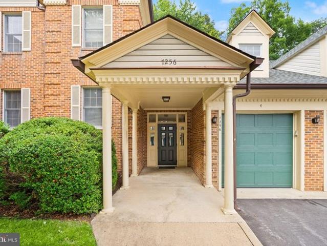 Condo for sale in Virginia