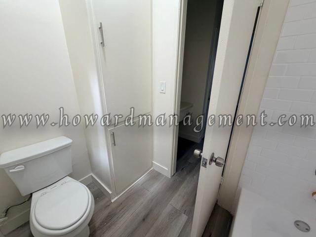 Apartment for rent in Chatsworth Neighborhood Council District, Canoga Park
