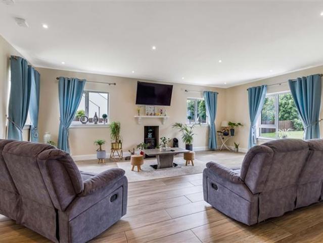 Detached House for sale in Kilmessan, North Tipperary