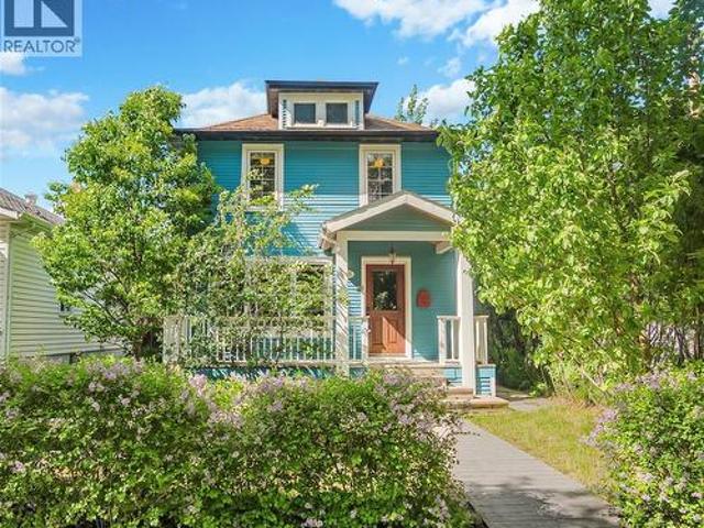 House for sale in Saskatoon, Saskatchewan