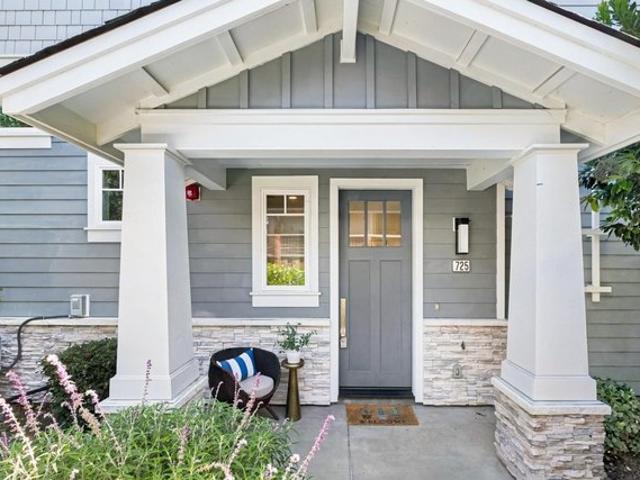 Townhouse for sale in San Mateo, California