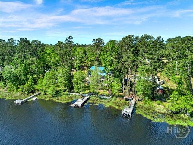 House for sale in Ellabell, Georgia