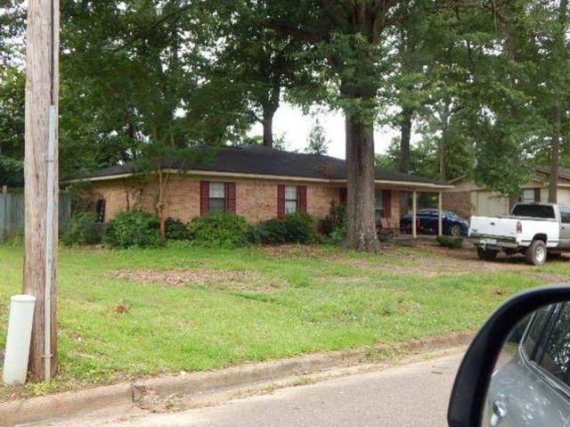 House for sale in Grenada, Mississippi