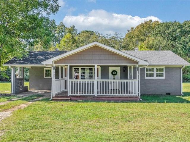 House for sale in Anderson, Anderson County