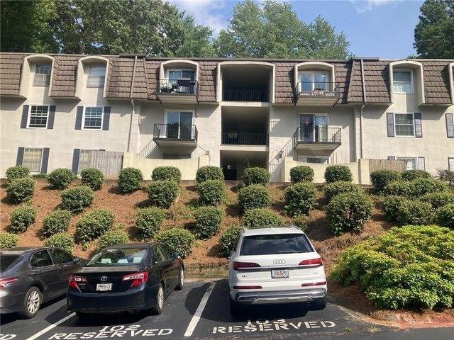Condo for sale in Sandy Springs, Georgia