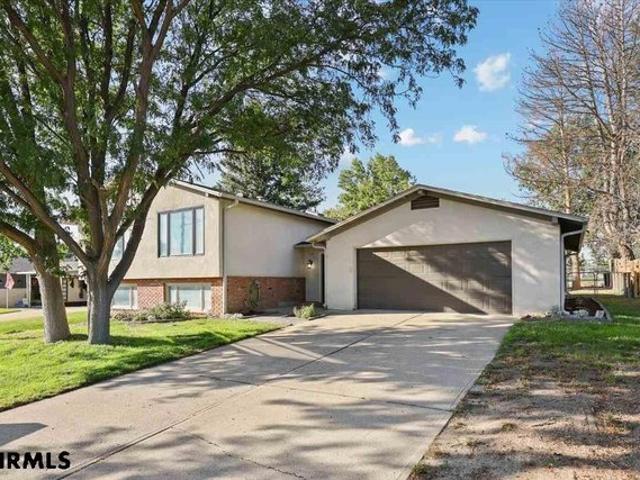 House for sale in Scottsbluff, Scotts Bluff County
