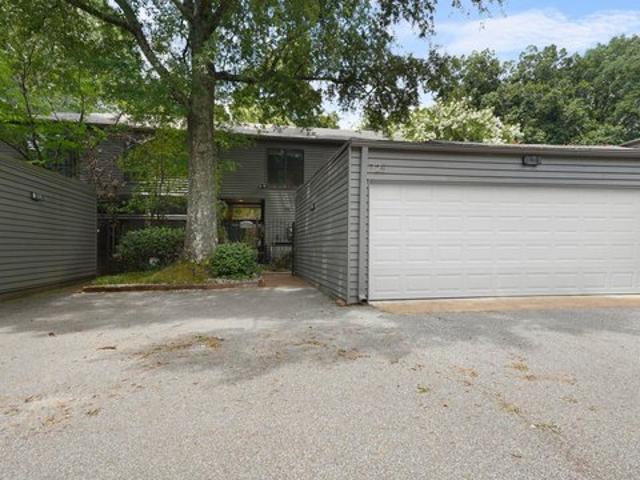 Townhouse for sale in Tennessee