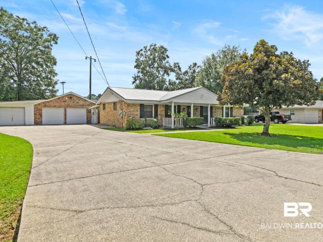 House for sale in Mobile County Commission District 1, Saraland