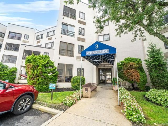 Condo for sale in Nassau, New York