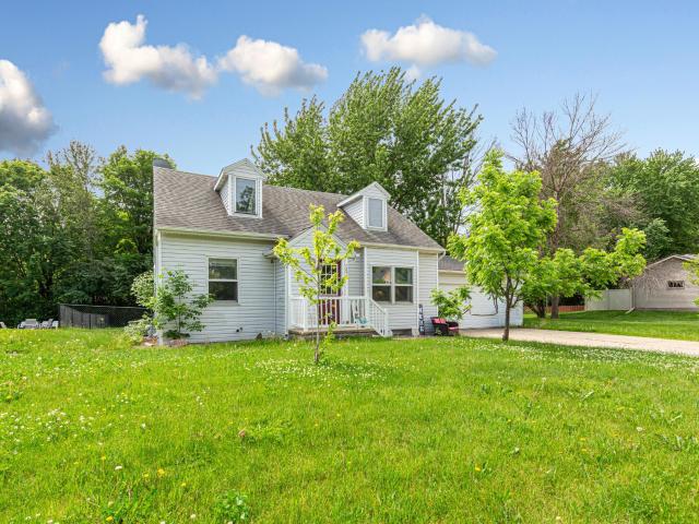 House for sale in Owatonna, Steele County