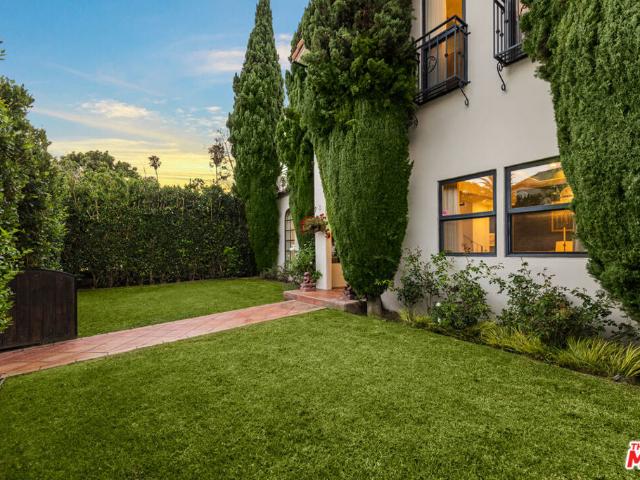 Property for rent in Canoga Park, California