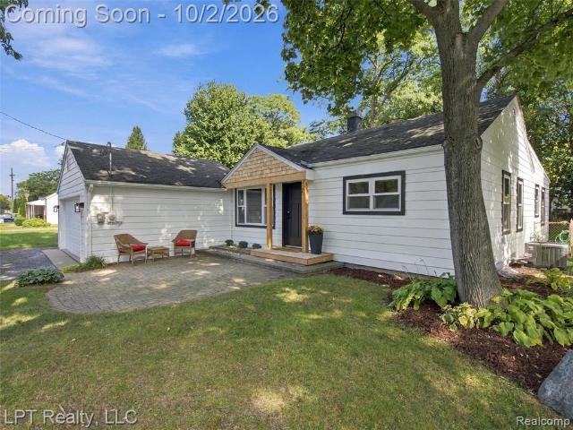 House for sale in Fairway Trails, Brighton