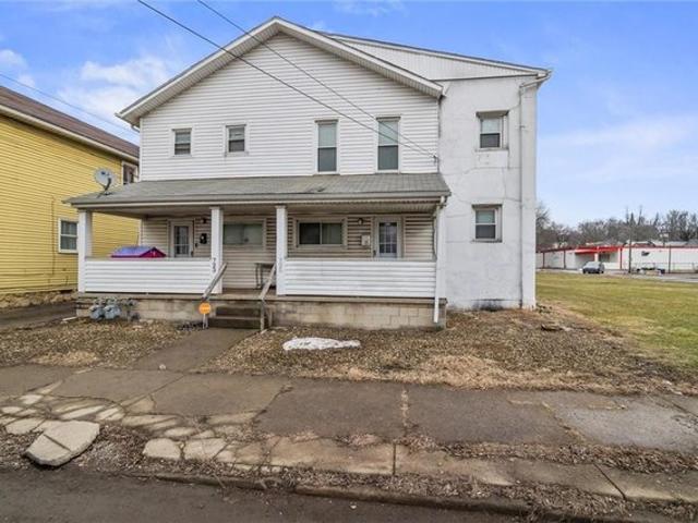 House for sale in New Castle, Pennsylvania
