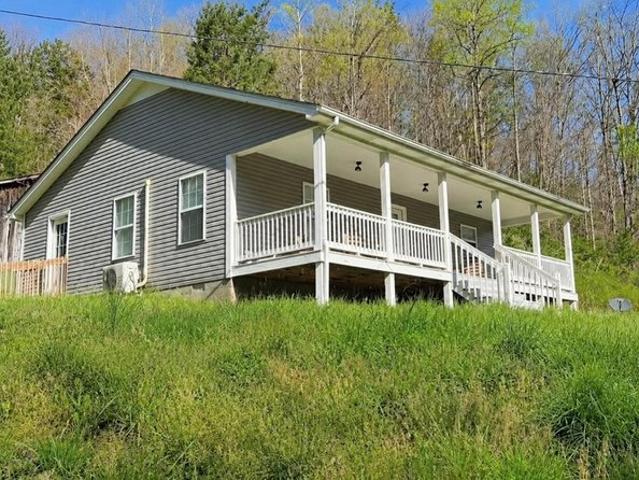 House for sale in Buckhorn, Kentucky
