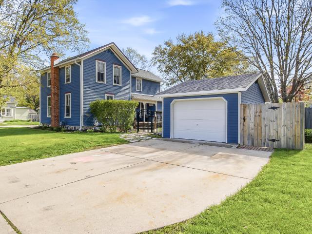 House for sale in Oconomowoc, Wisconsin