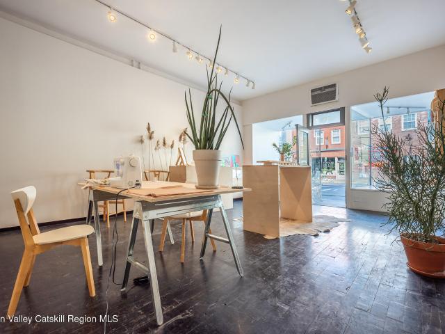 Property for rent in Hudson, New York