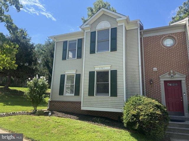 Townhouse for sale in Virginia