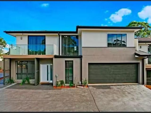 Condo for rent in Sydney, New South Wales