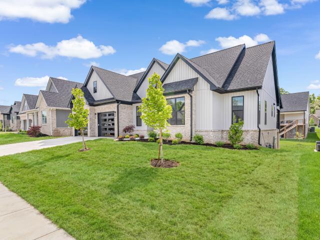 House for sale in Versailles, Kentucky