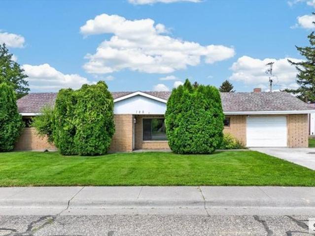 House for sale in Bingham, Idaho