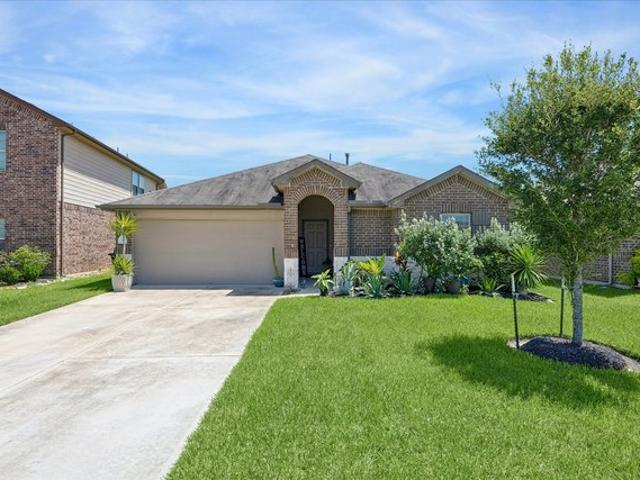 House for sale in Arcola, Texas