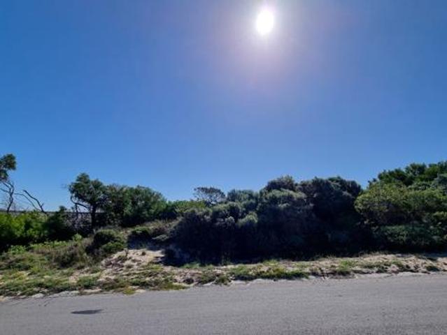 Land for sale in Cape St Francis, Eastern Cape