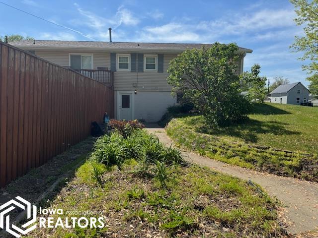 House for sale in Chariton, Iowa