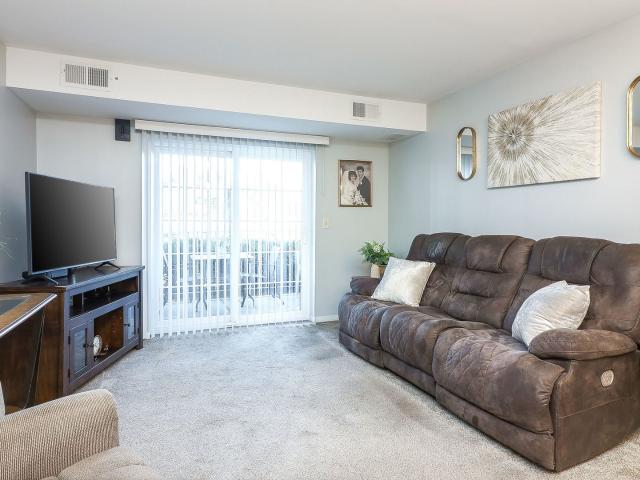 Condo for sale in Carol Stream, Illinois