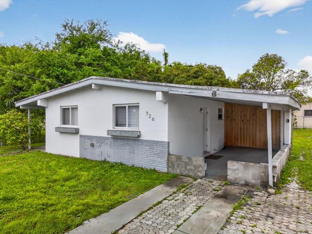 House for sale in Dania, Florida