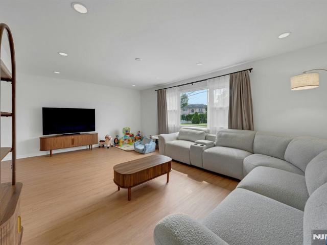 House for sale in Saddle Brook, New Jersey