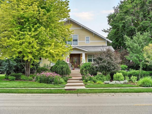House for sale in Sycamore, Illinois