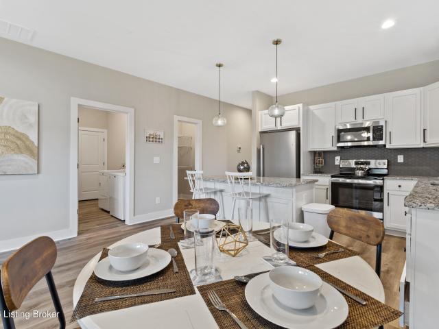 House for sale in Jeffersonville, Indiana