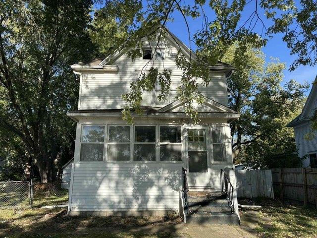 House for sale in Waterloo, Iowa