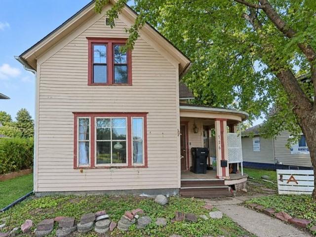 House for sale in Cherokee, Cherokee County