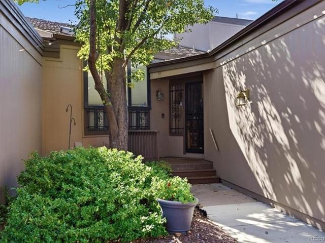 Townhouse for sale in Littleton, Arapahoe County