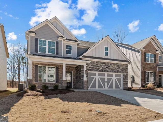 House for sale in Flowery Branch, Georgia