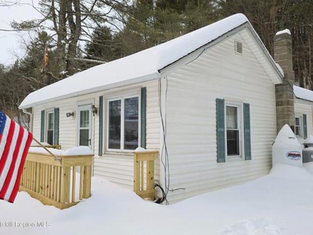House for sale in Cornwallville, New York