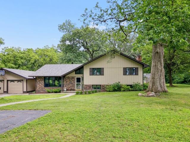 House for sale in Grant Park, Illinois