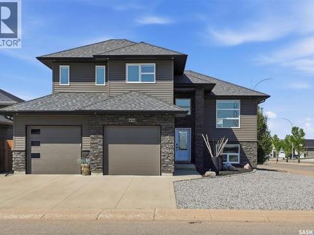 House for sale in Warman, Saskatchewan