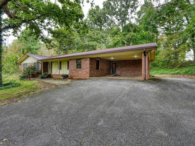 House for sale in Hiawassee, Georgia