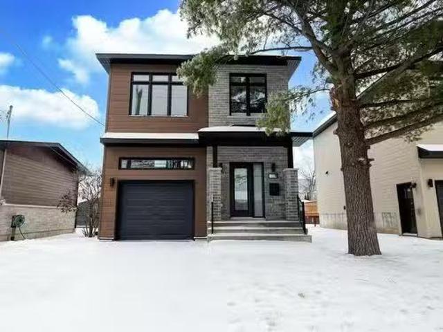 House for sale in Dorval, Quebec