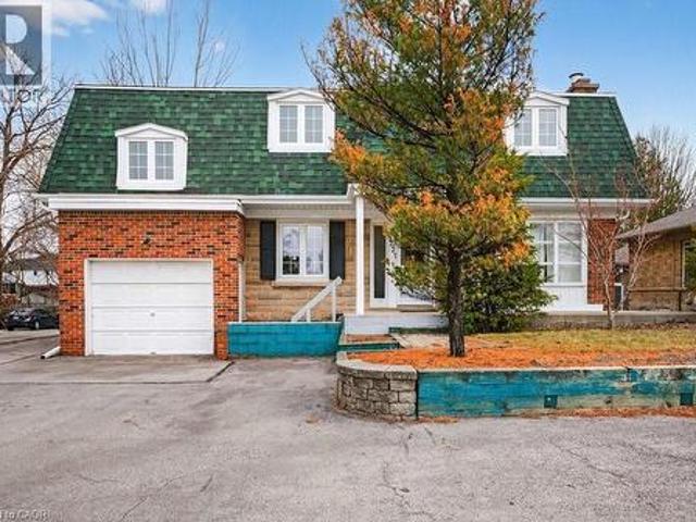 House for sale in Burlington, Ontario