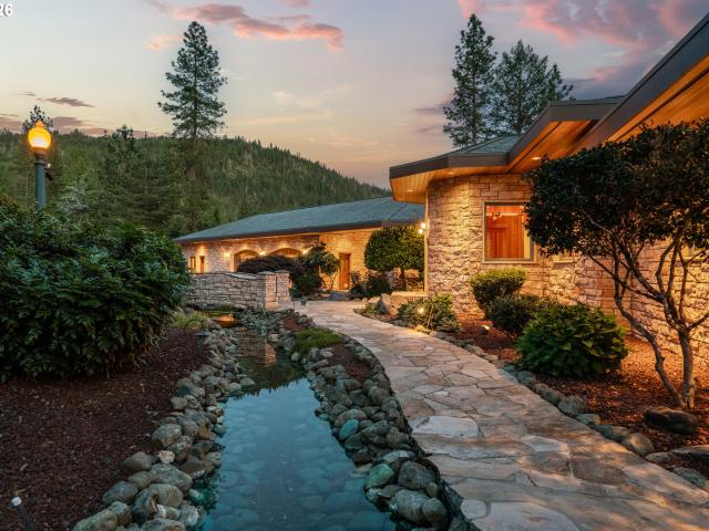 House for sale in Oregonia